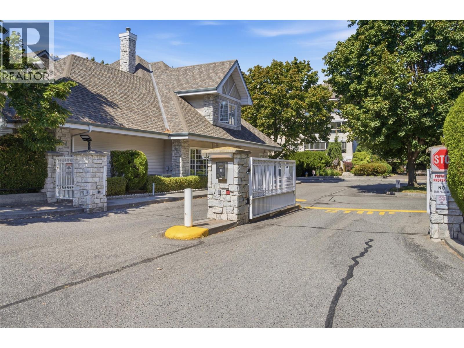 940 Glenwood Avenue Unit# 212, Kelowna