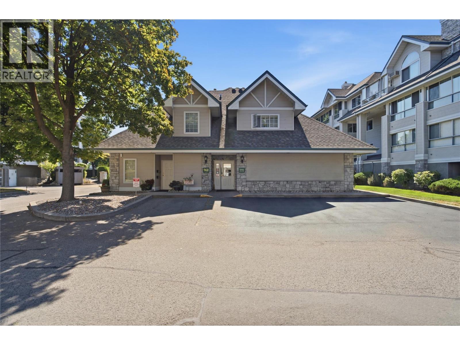 940 Glenwood Avenue Unit# 212, Kelowna