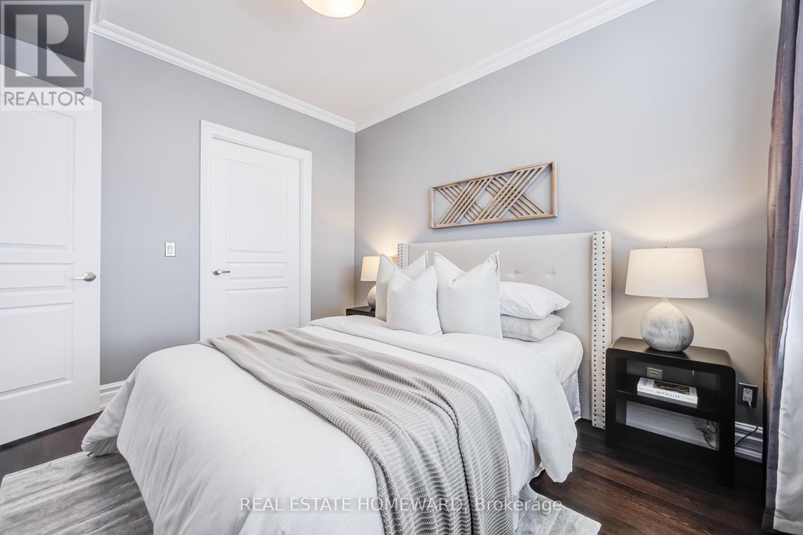 #1003 438 RICHMOND STREET W - 12