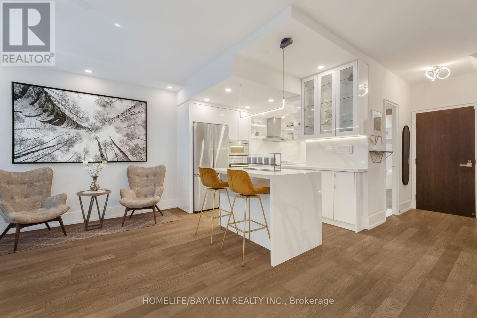 #108 15 MCMURRICH STREET - 12