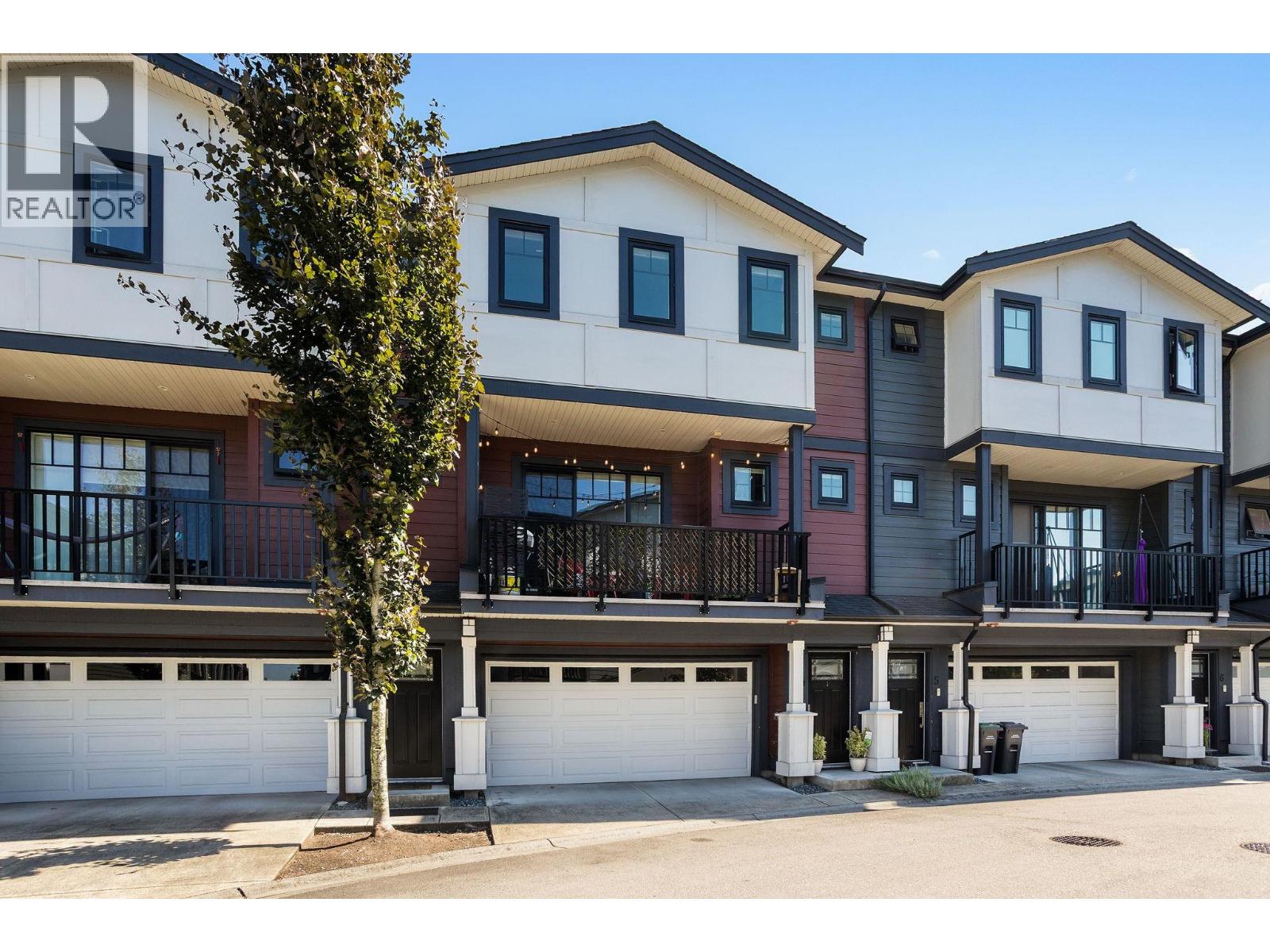 4 188 WOOD STREET, New Westminster