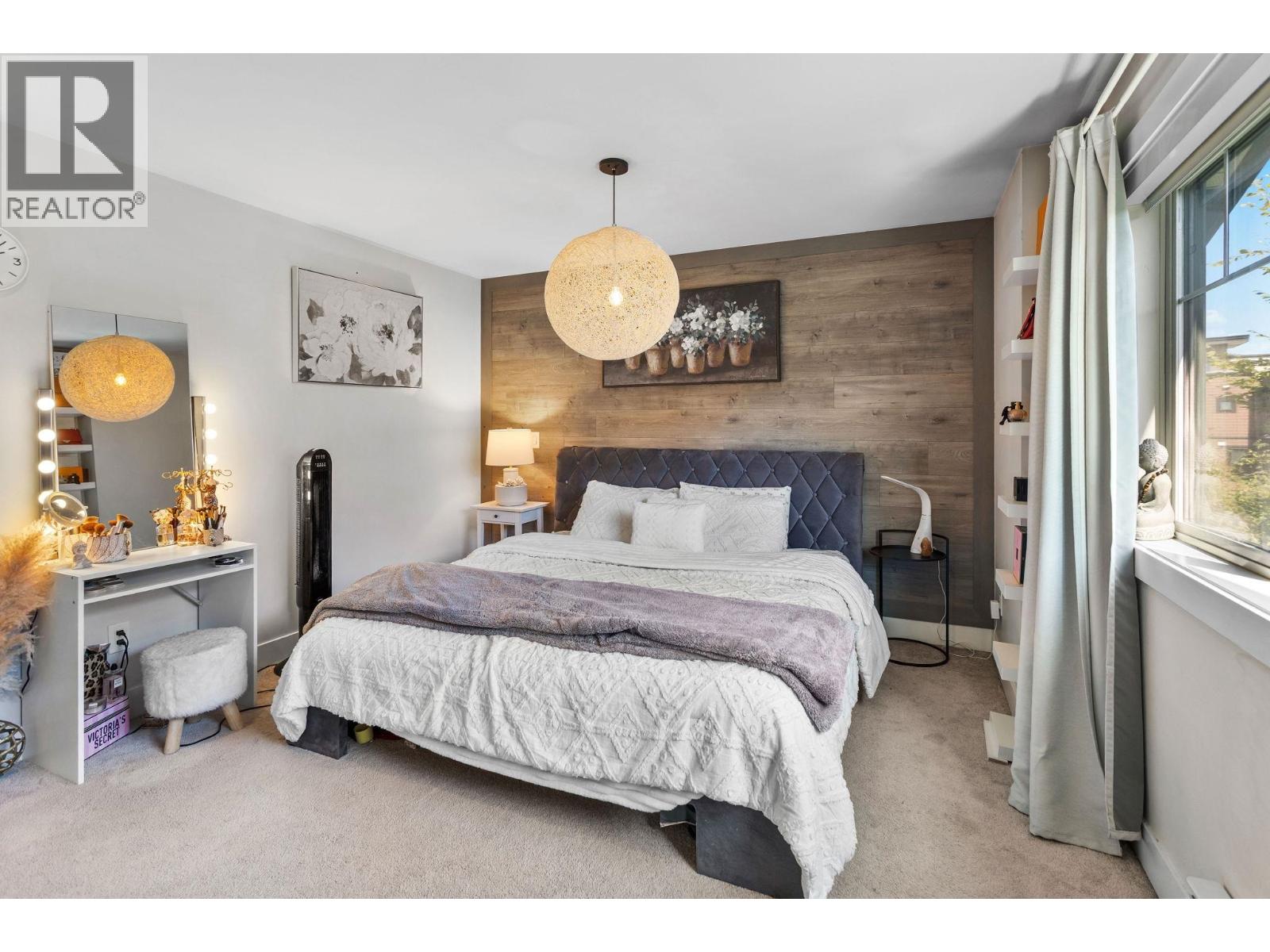 4 188 WOOD STREET, New Westminster