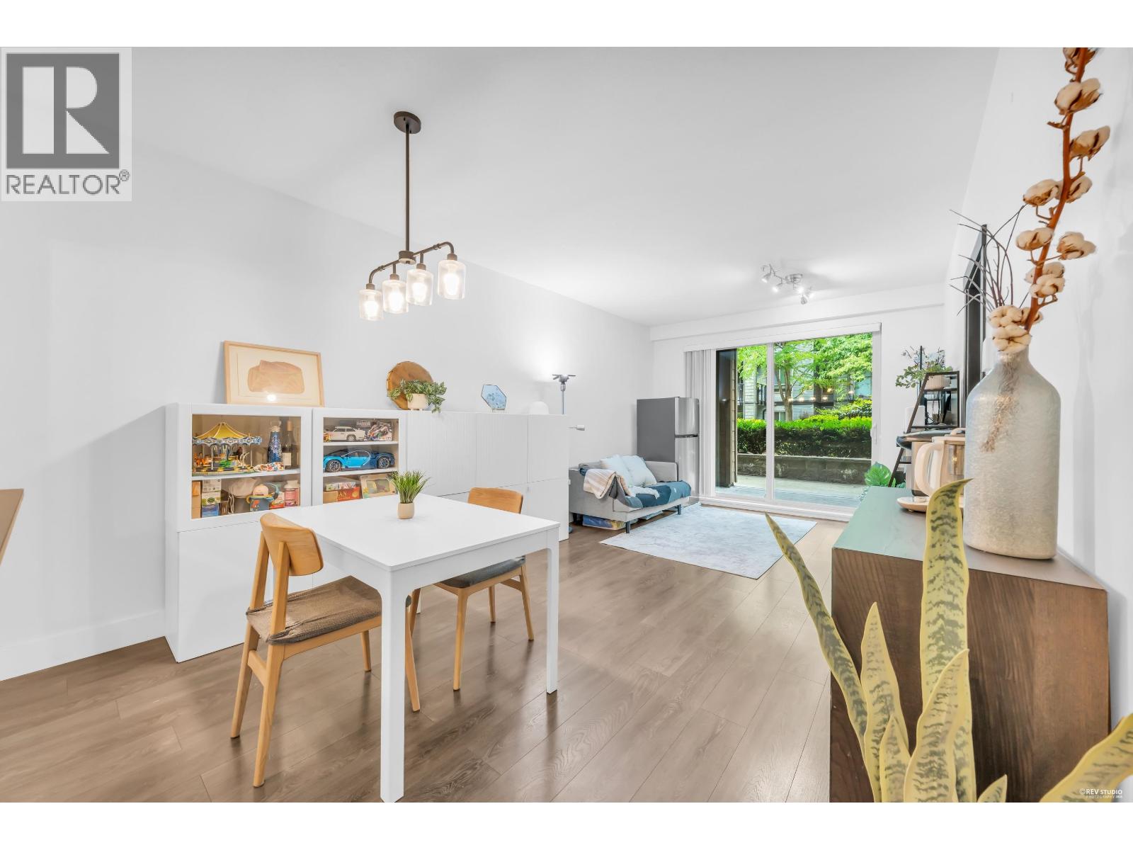 110 7488 BYRNEPARK WALK, Burnaby