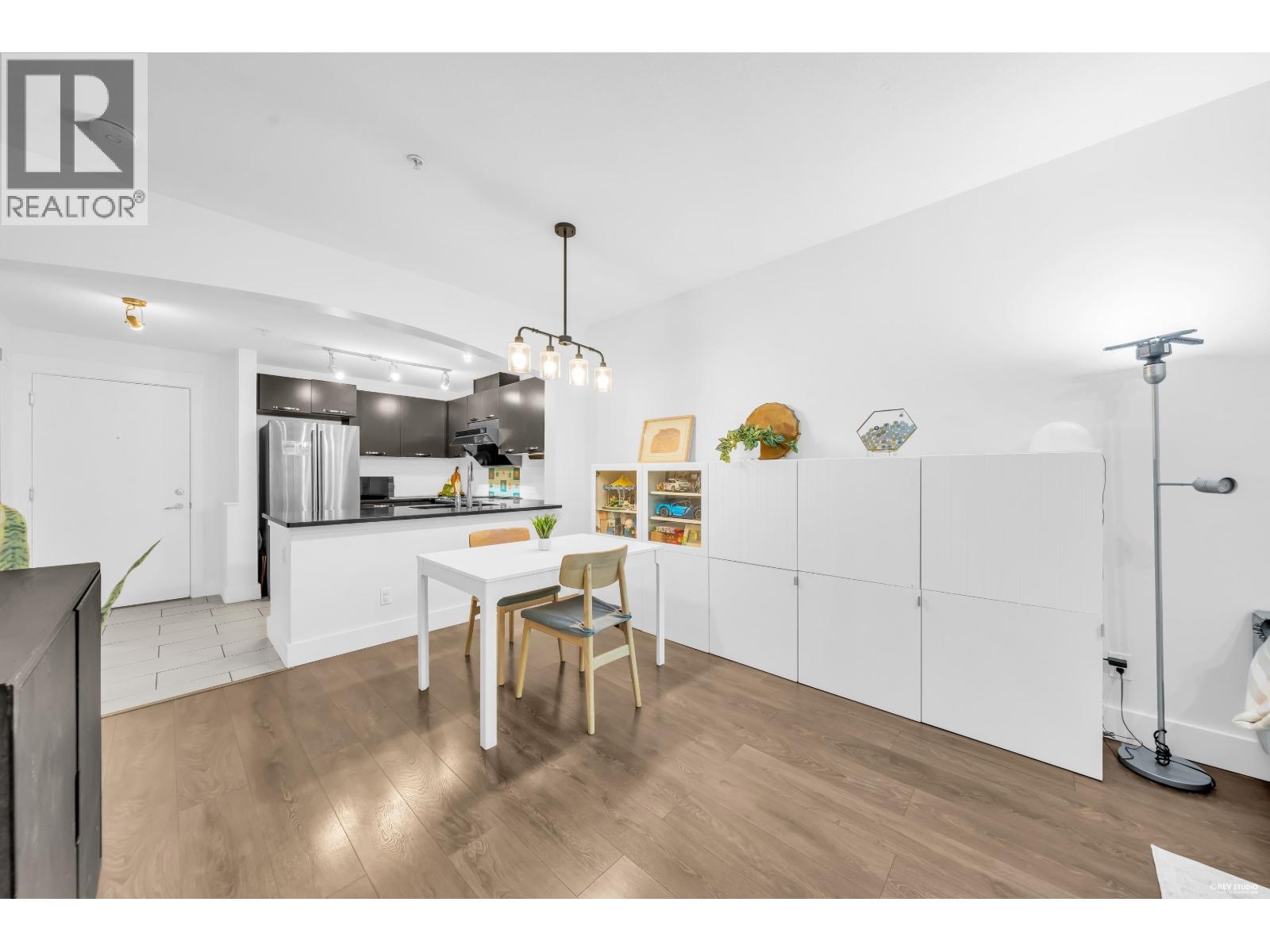 110 7488 BYRNEPARK WALK, Burnaby