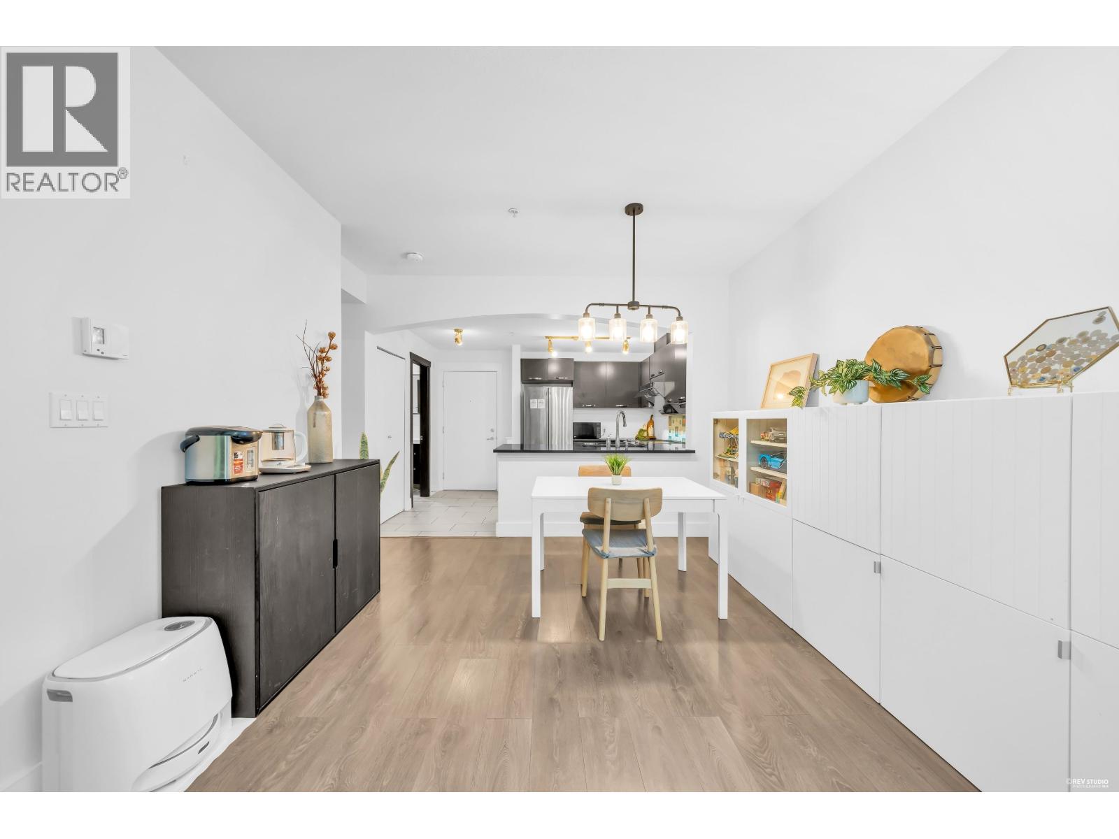 110 7488 BYRNEPARK WALK, Burnaby