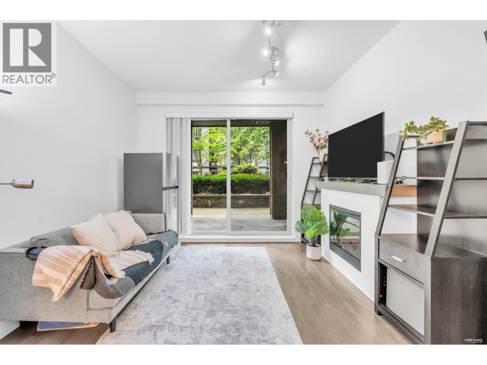 110 7488 BYRNEPARK WALK, Burnaby