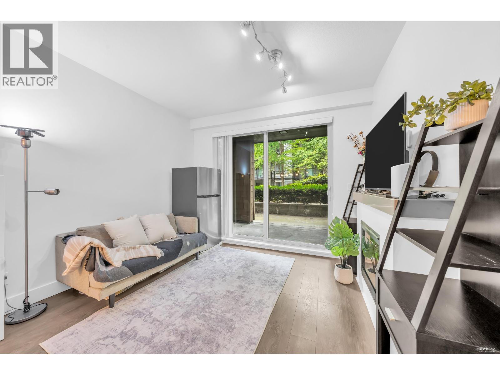 110 7488 BYRNEPARK WALK, Burnaby