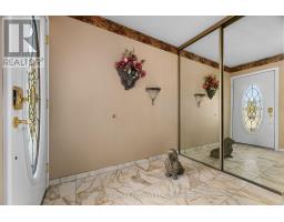 Foyer - 1003 Renaissance Drive, Oshawa, ON L1J8B2 Photo 8