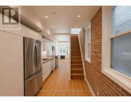 Bathroom - 821 Craven Road, Toronto, ON M4L2Z7 Photo 6