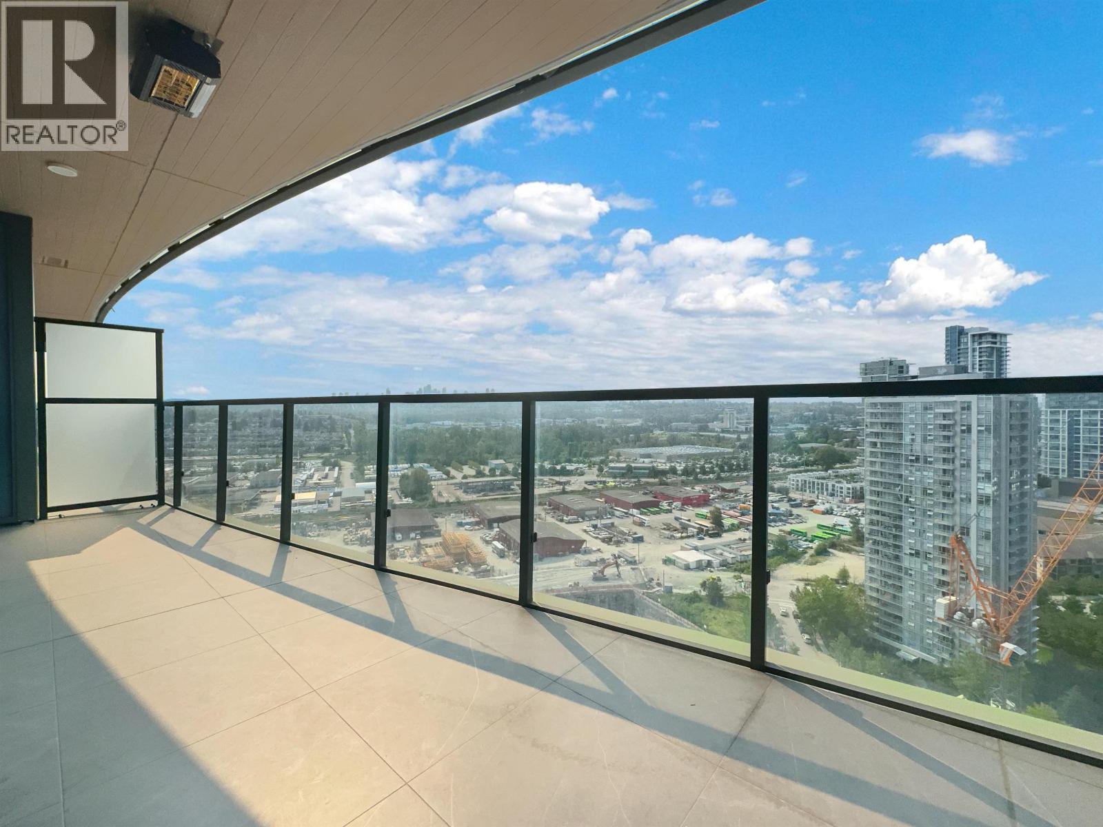 16xx 4890 LOUGHEED HIGHWAY, Burnaby
