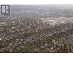 99 Spruce Avenue, Richmond Hill, ON L4C6V9 Photo 10