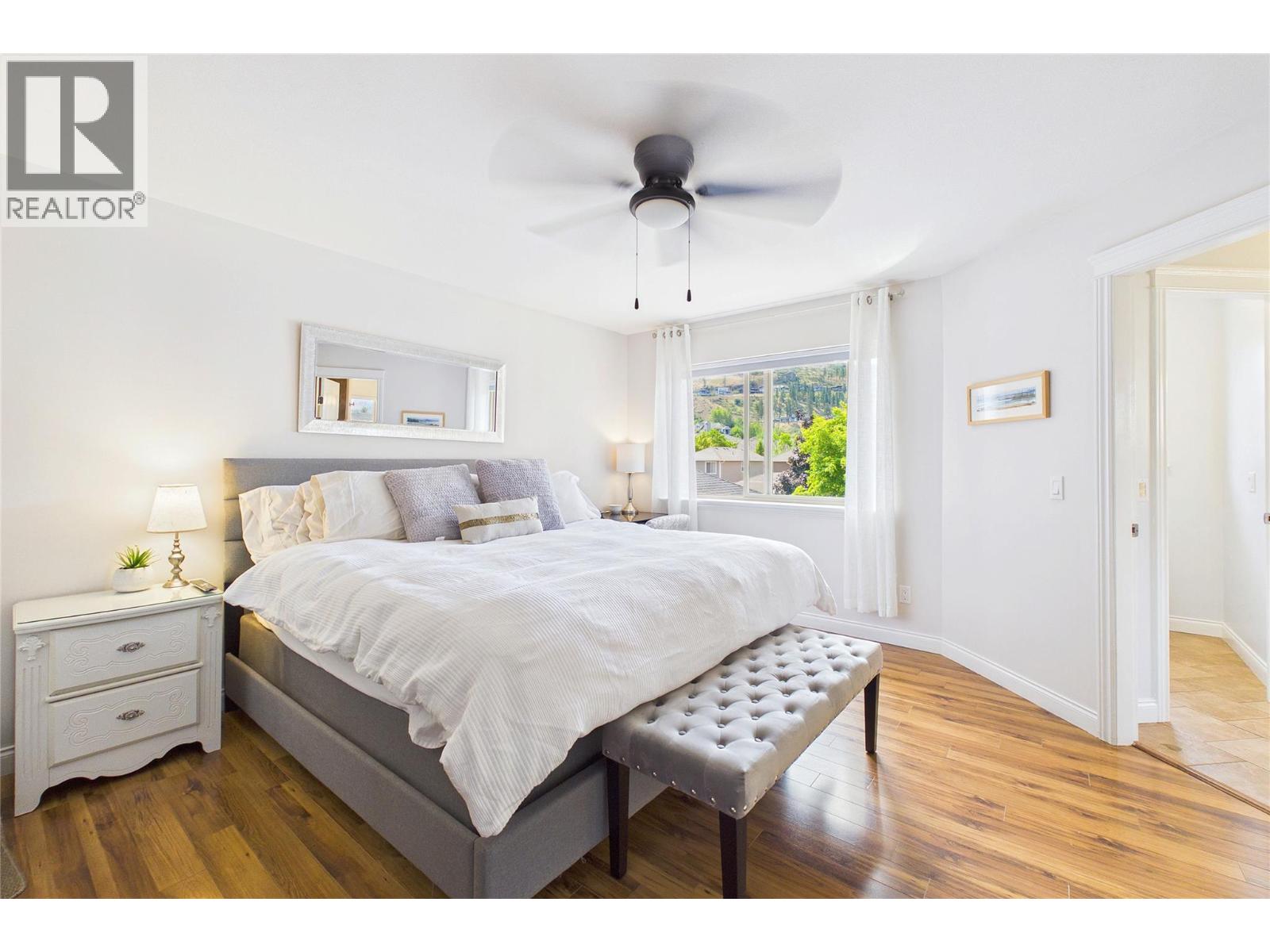  307 McCarren Avenue, Kelowna