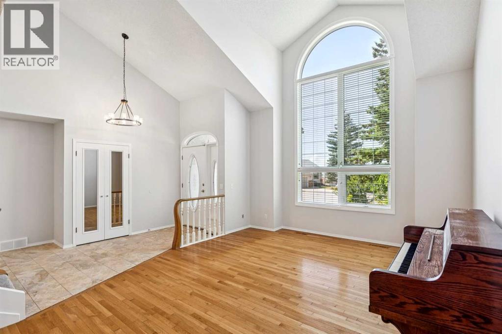 113 Hawkdale Bay NW - 2