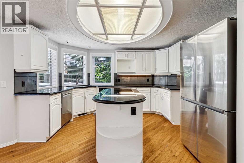 113 Hawkdale Bay NW - 7
