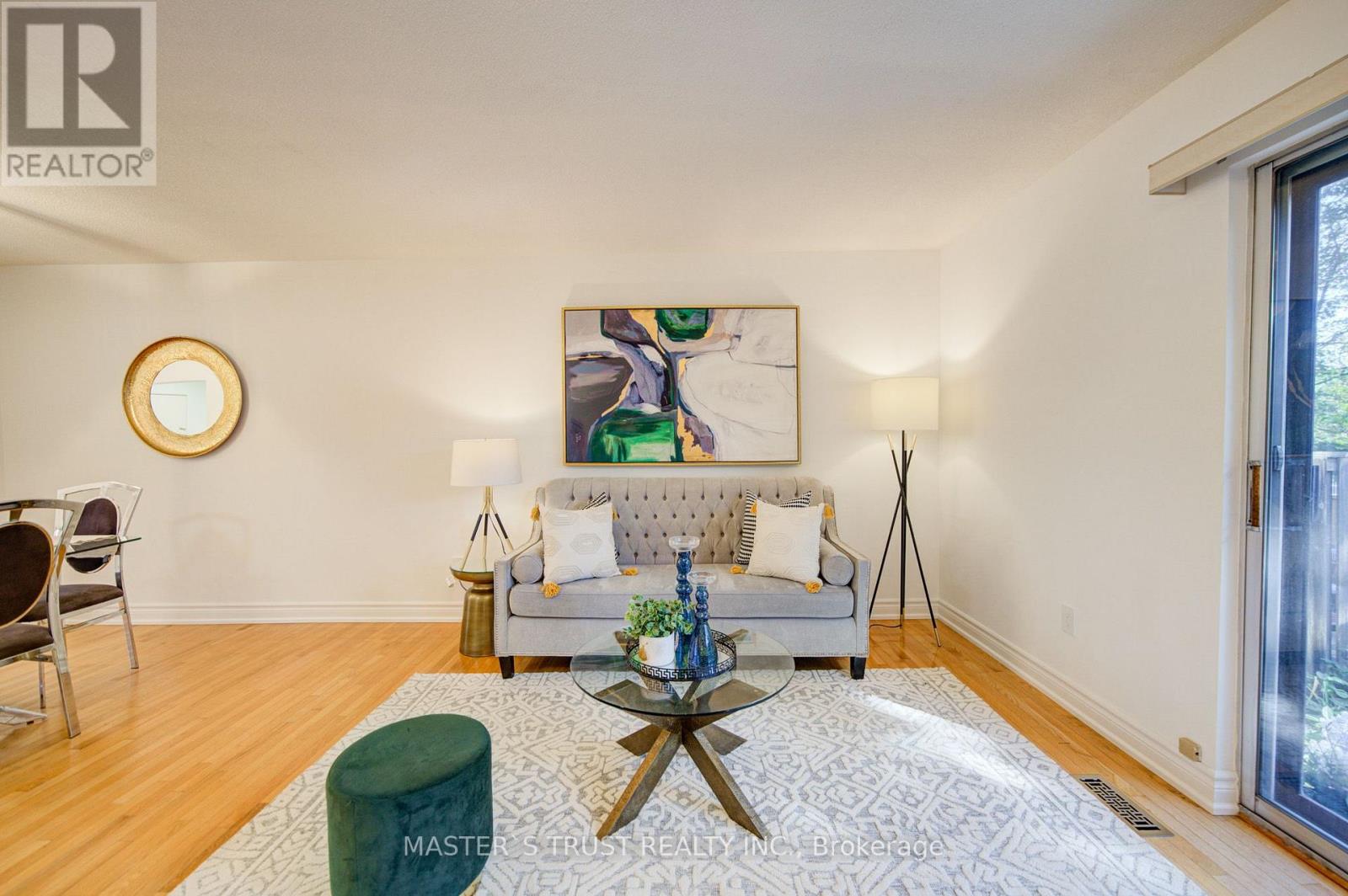 #61 15 BRIMWOOD BOULEVARD - Image 11