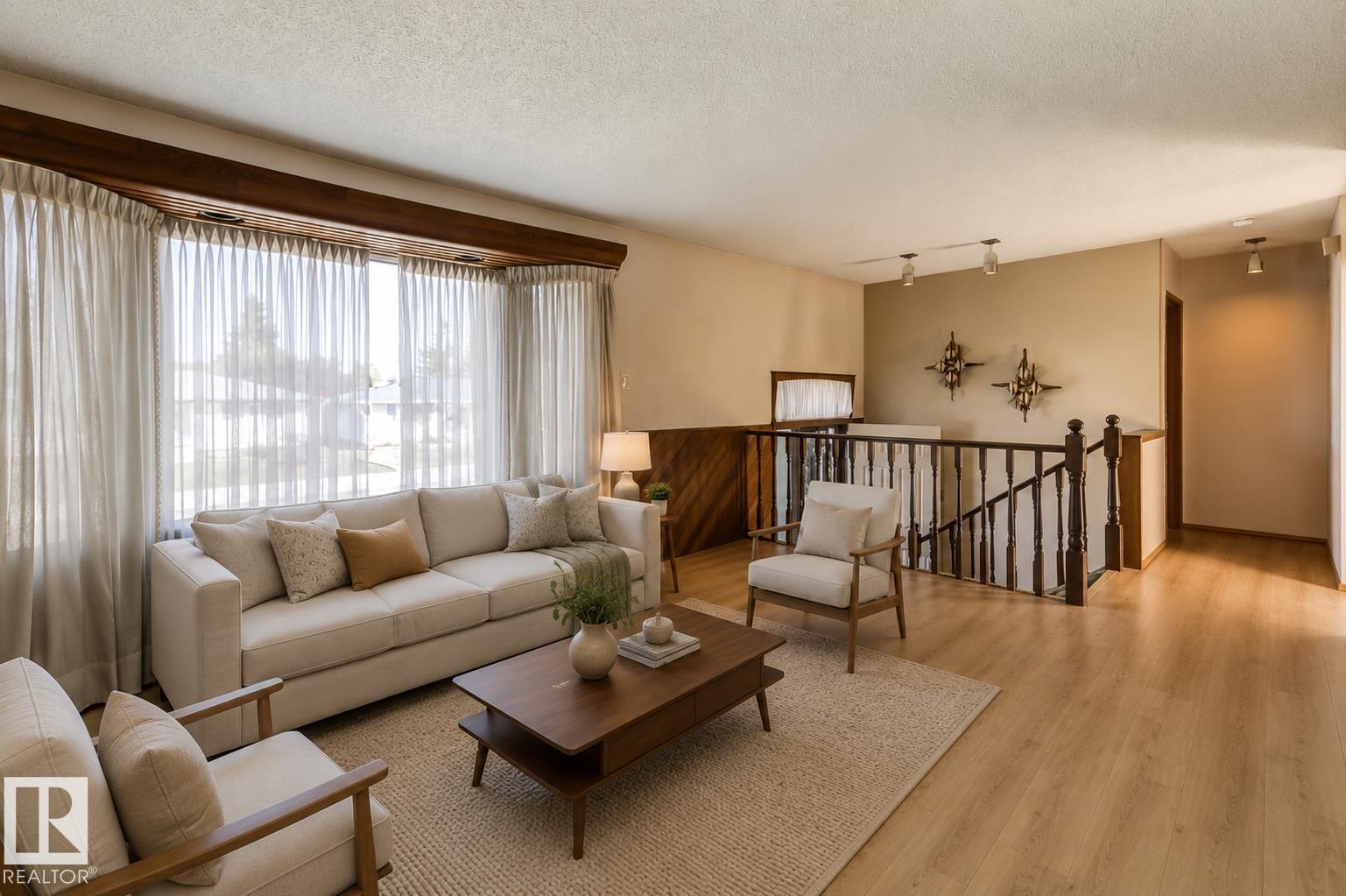 5811 92 AV NW, Ottewell, Edmonton photo 4