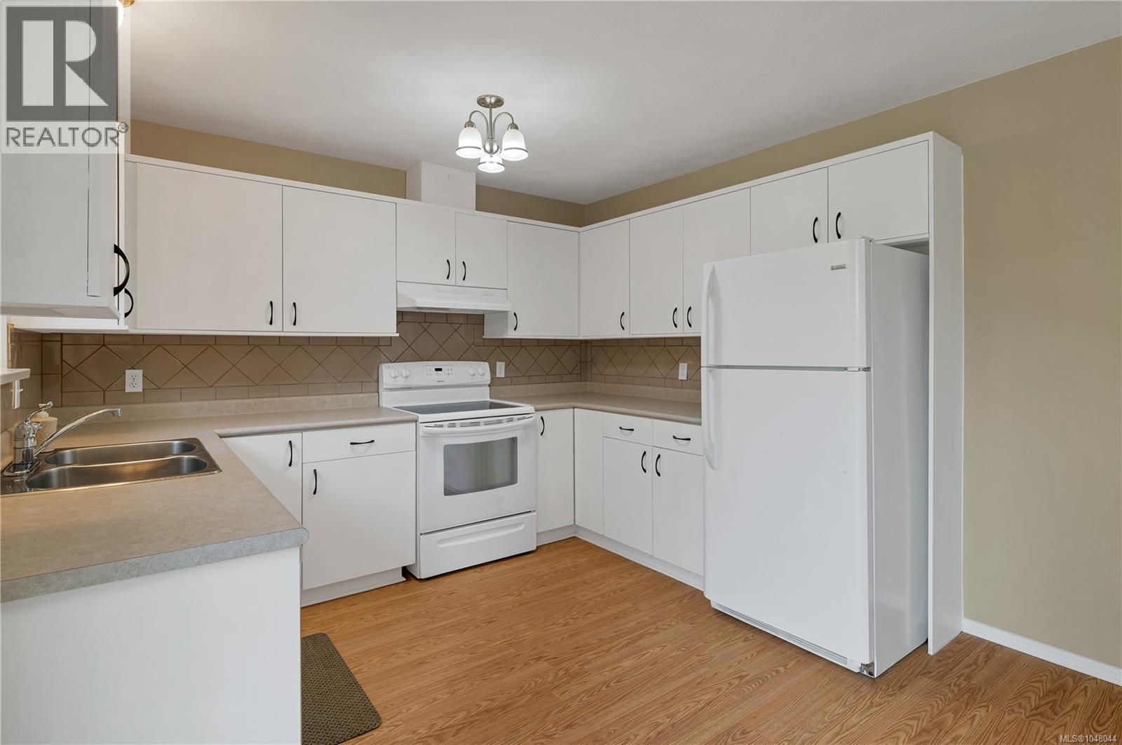 1920 Raven Pl, Campbell River