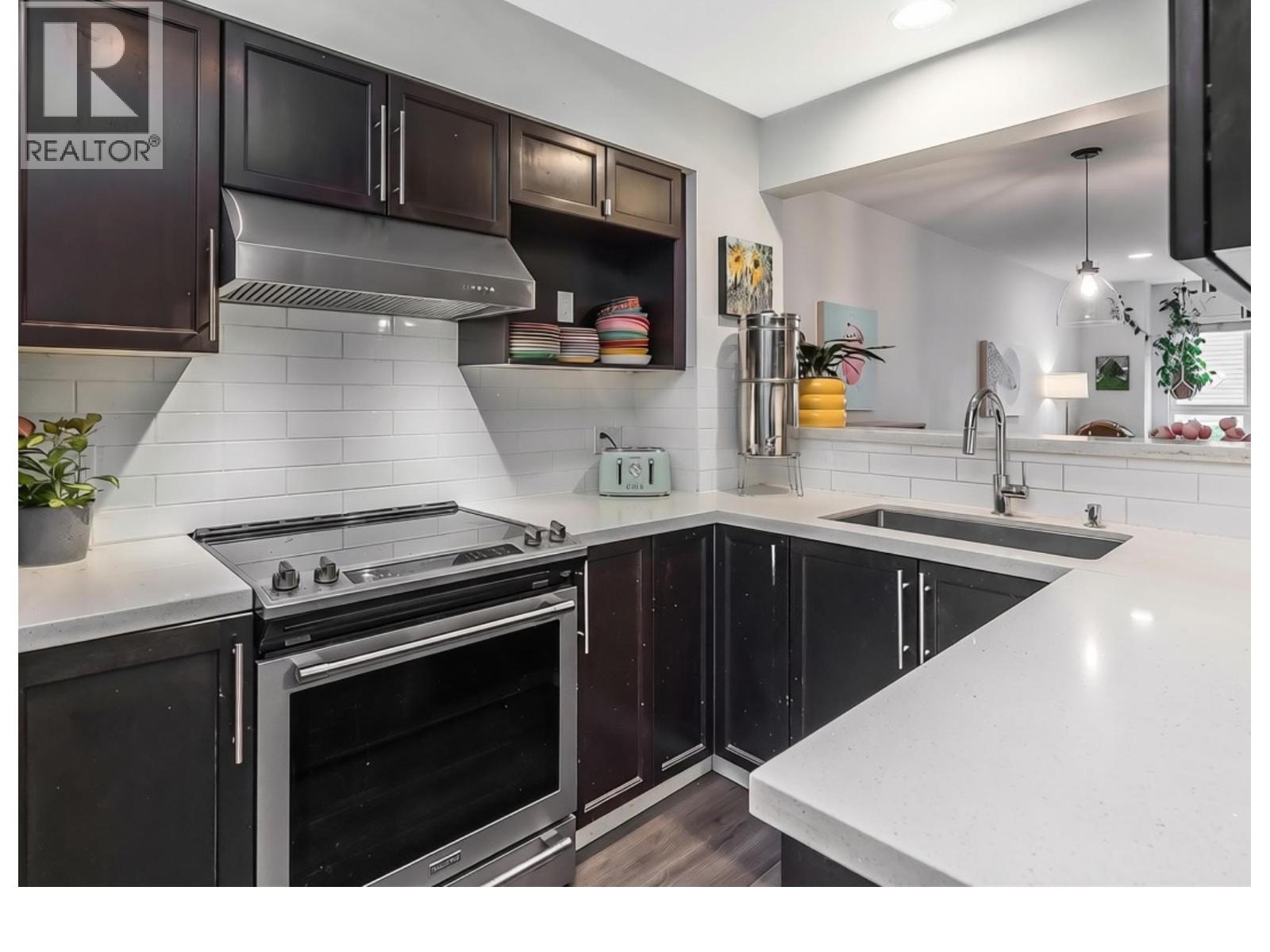 2866 SOTAO AVENUE, Vancouver