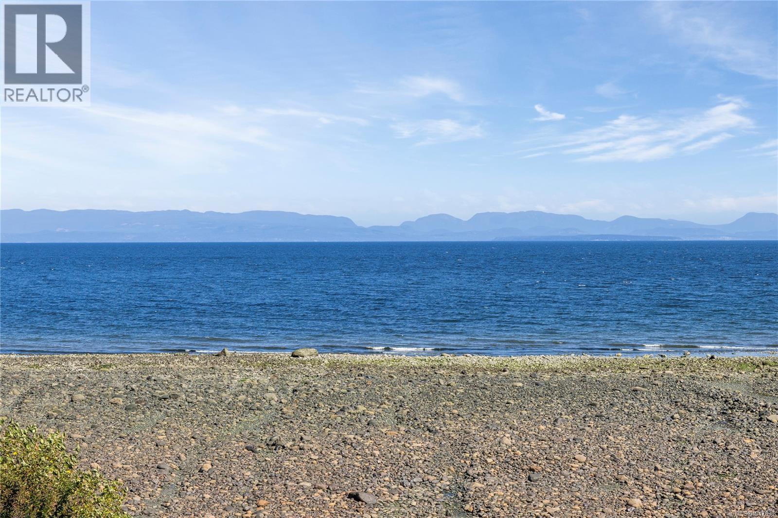 2310 Seabank Rd, Courtenay