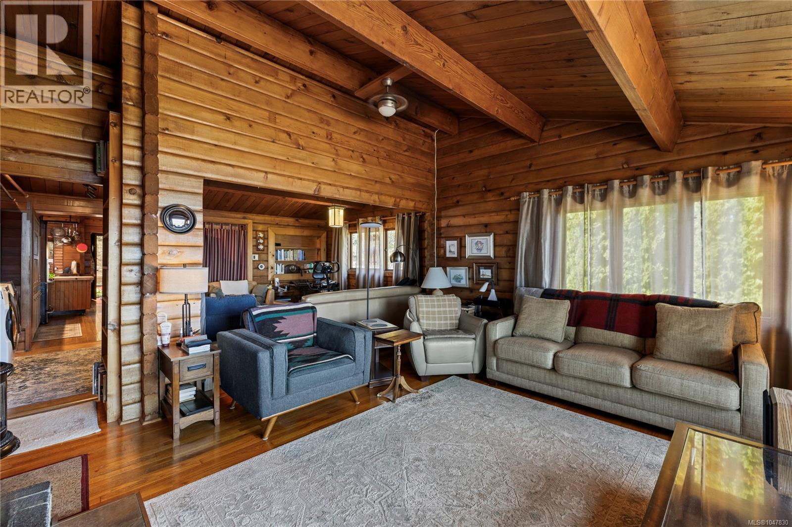 2310 Seabank Rd, Courtenay