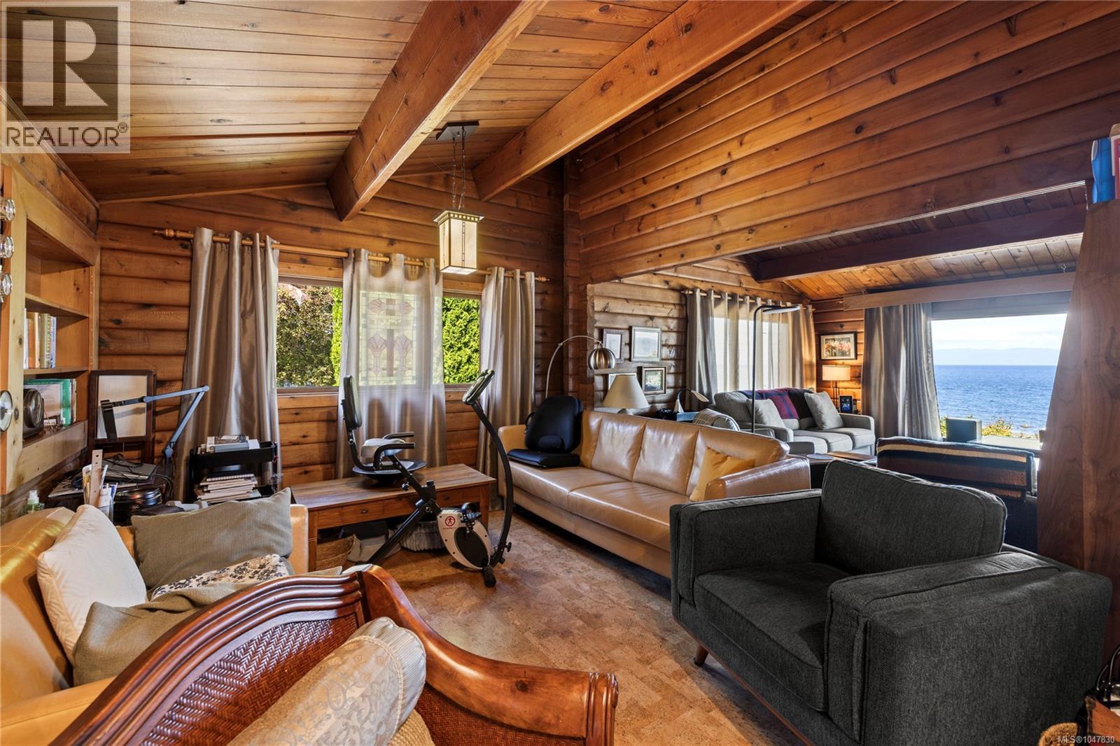 2310 Seabank Rd, Courtenay