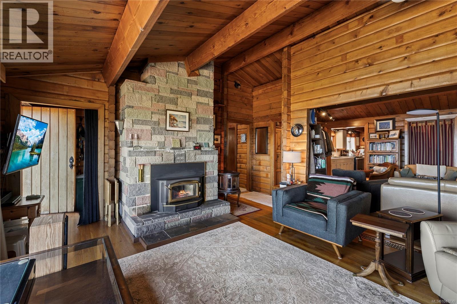 2310 Seabank Rd, Courtenay