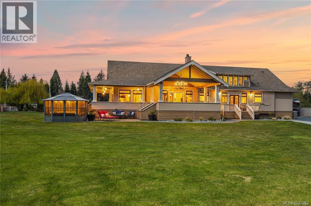 3816 Stuart Pl, Campbell River