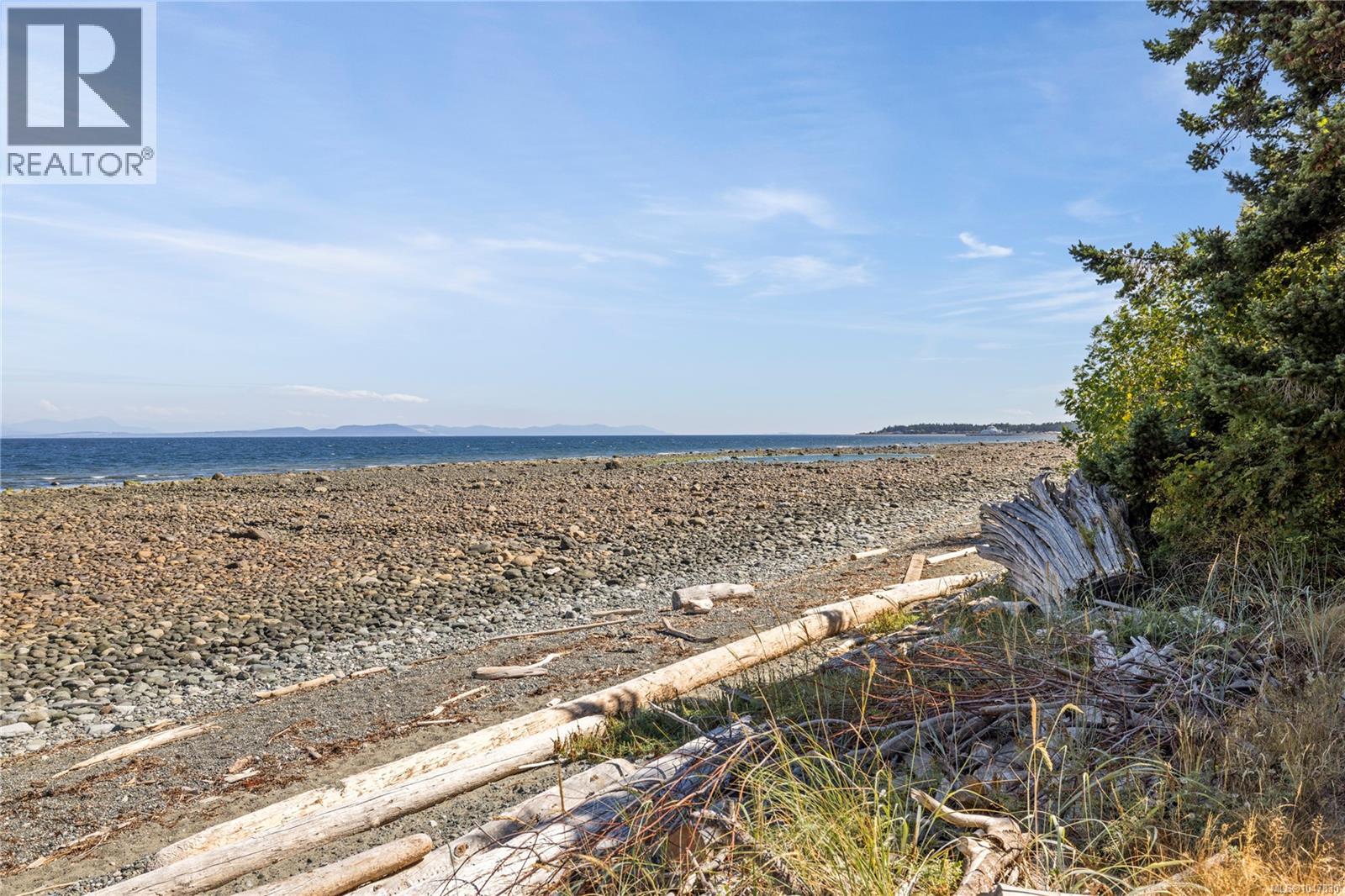 2310 Seabank Rd, Courtenay