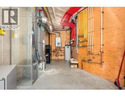 195 Ravine Drive, Coldstream, BC V1B4C9 Photo 47