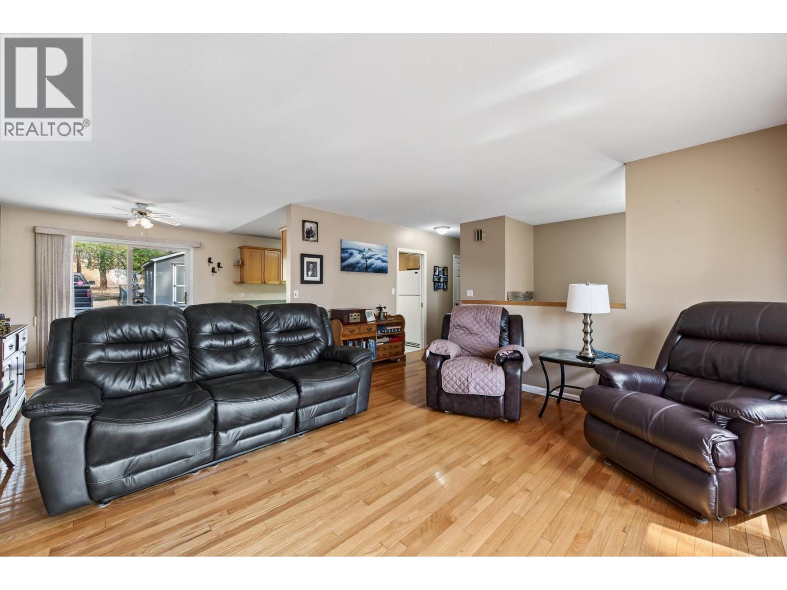 2063 Castillou Crescent, Merritt