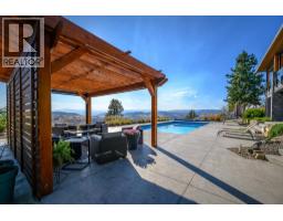 195 Ravine Drive, Coldstream, BC V1B4C9 Photo 68