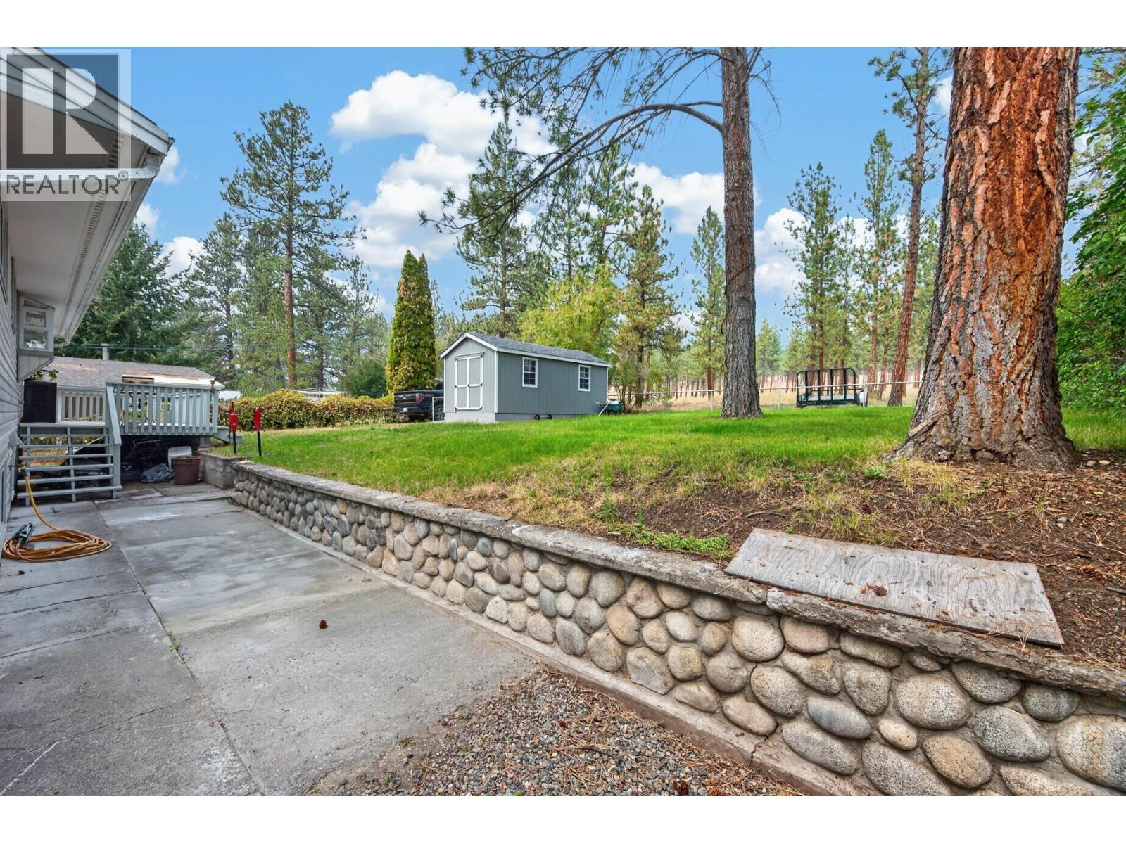 2063 Castillou Crescent, Merritt