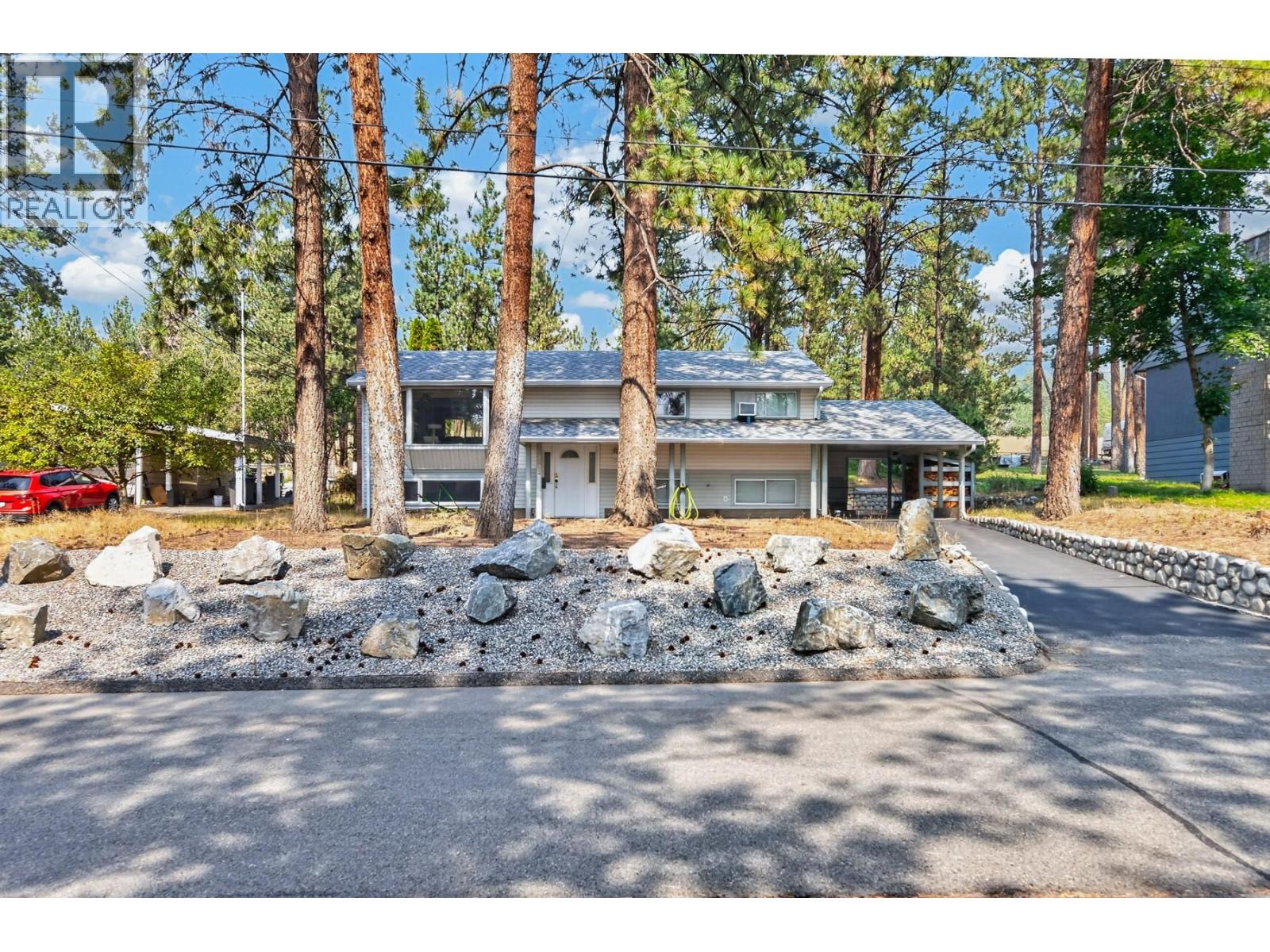 2063 Castillou Crescent, Merritt