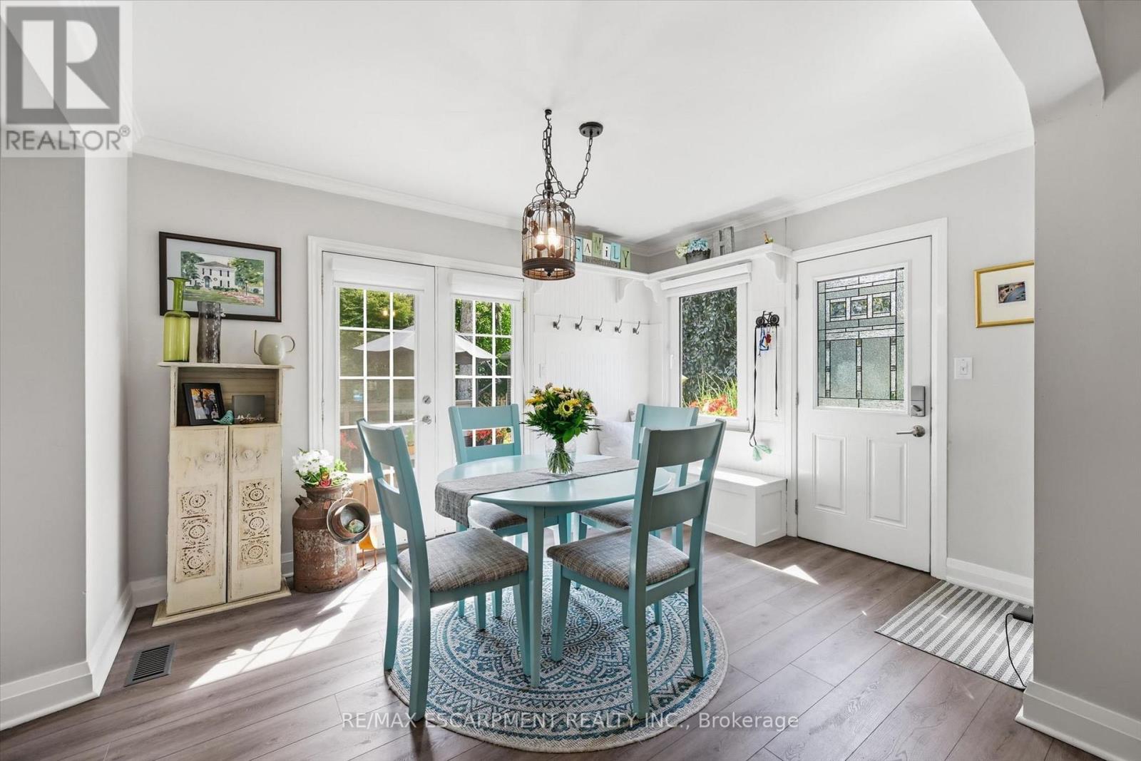 6 KERMAN AVENUE - Image 18