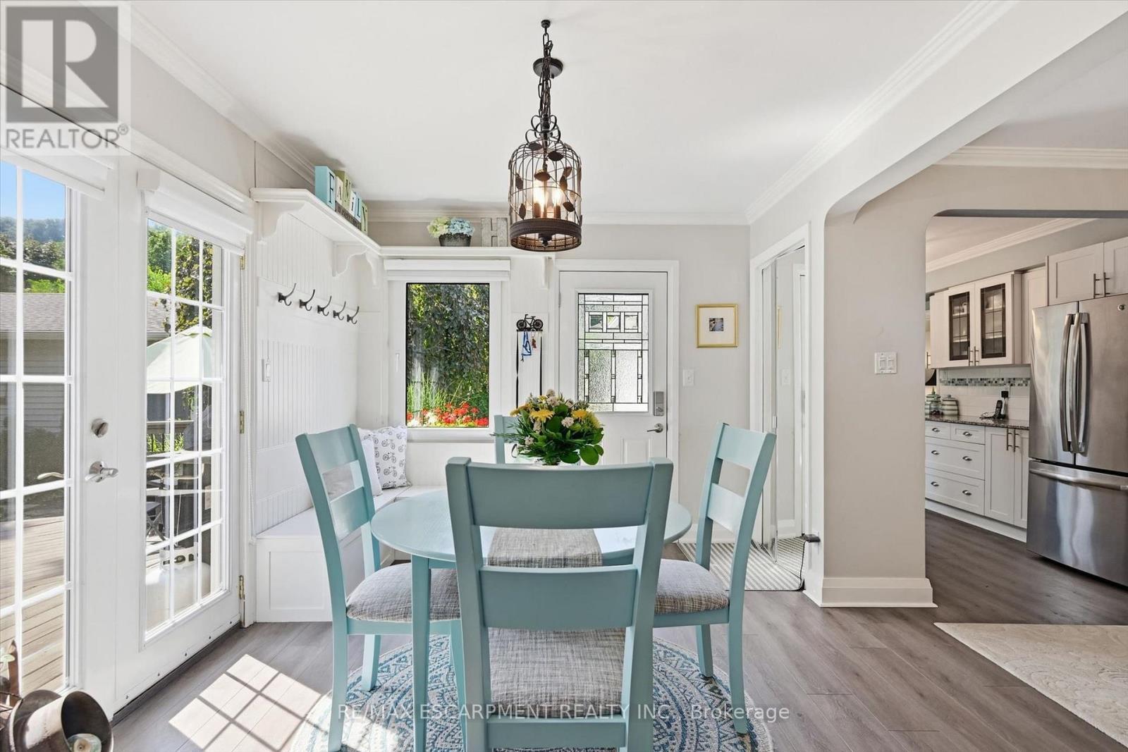 6 KERMAN AVENUE - Image 19