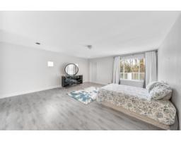 14339 74a Avenue, Surrey, BC V3W4C6 Photo 14