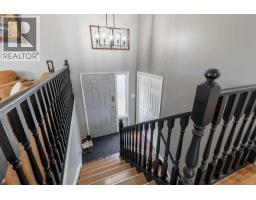 130 Chippewa Crescent W - photo 5