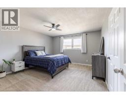 130 Chippewa Crescent W - photo 16