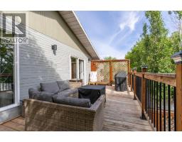 130 Chippewa Crescent W - photo 30