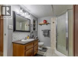 130 Chippewa Crescent W - photo 28