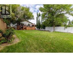 130 Chippewa Crescent W - photo 40