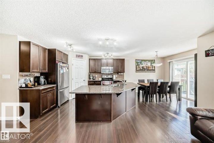 625 56 ST SW, Charlesworth, Edmonton photo 3