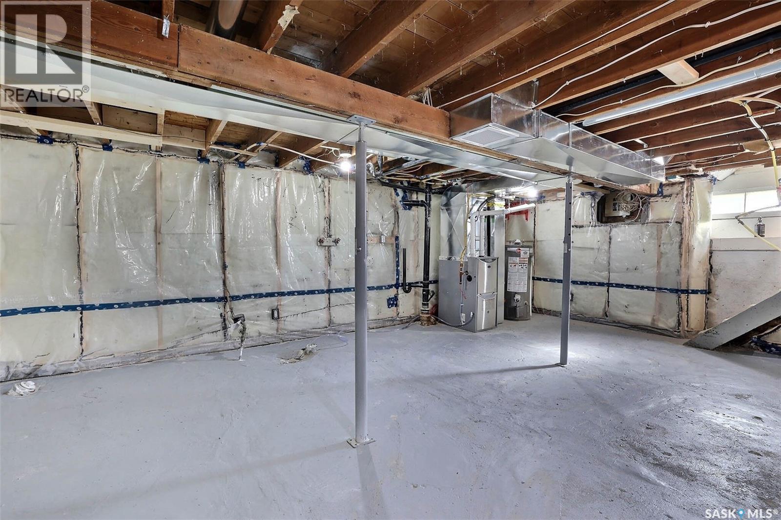 2305 McDonald STREET - 16