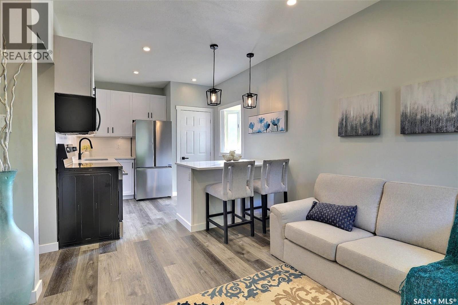 2305 McDonald STREET - 6