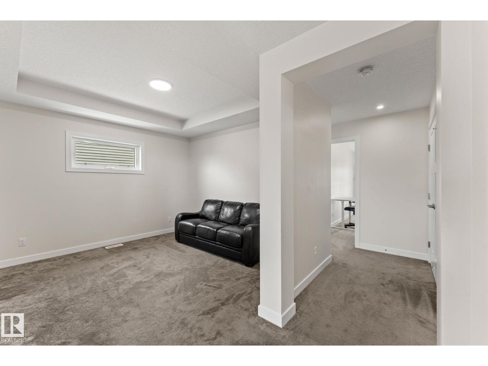 22373 92A AV NW - 25