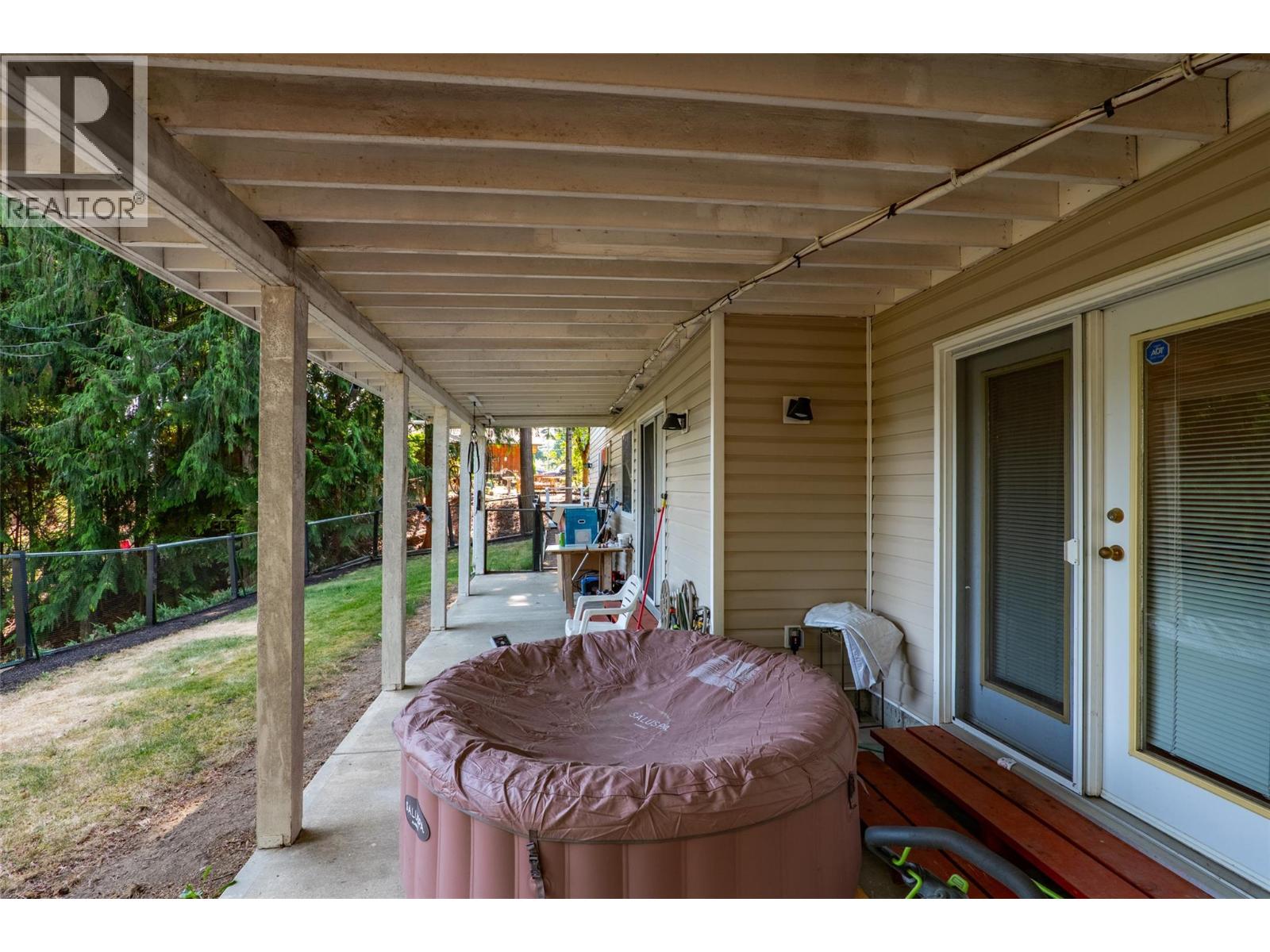 2371 Forest View Place, Blind Bay
