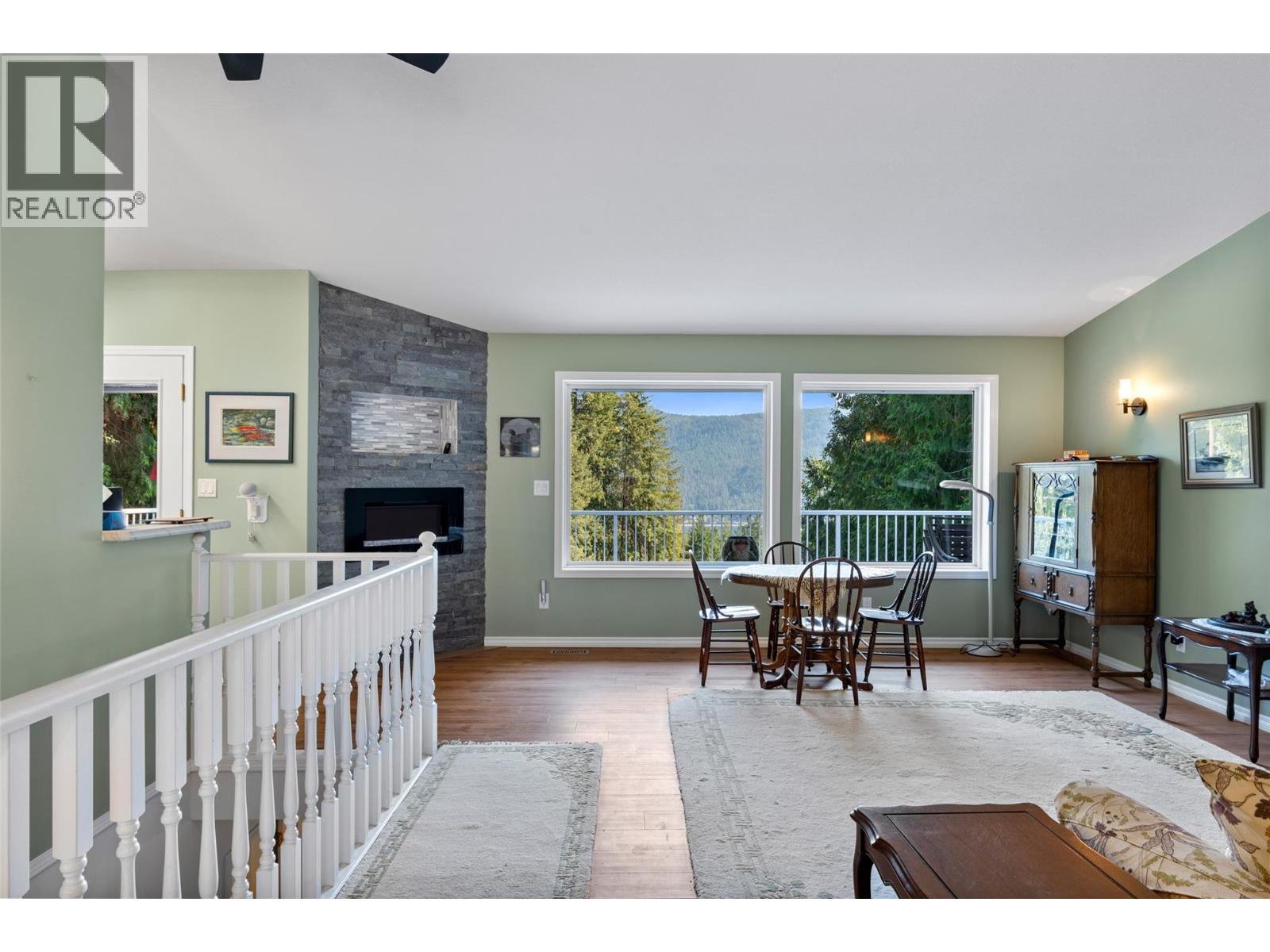 2371 Forest View Place, Blind Bay
