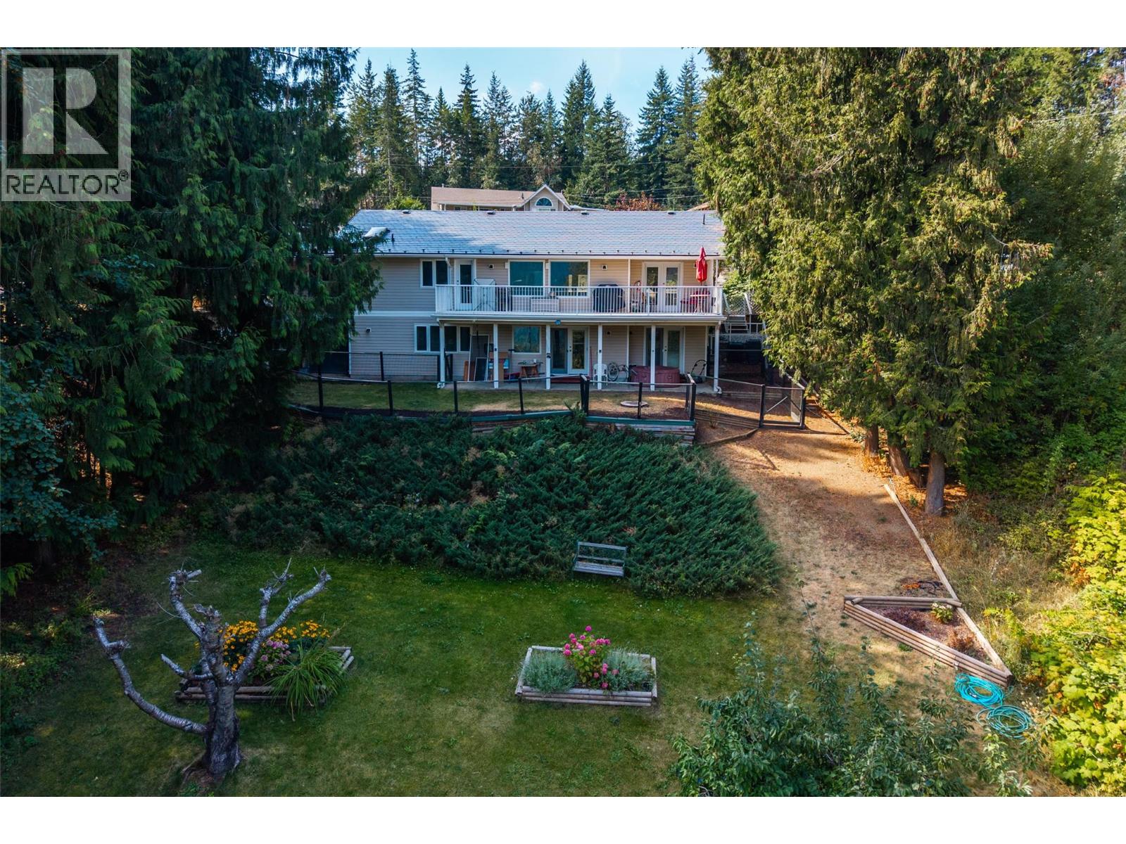 2371 Forest View Place, Blind Bay