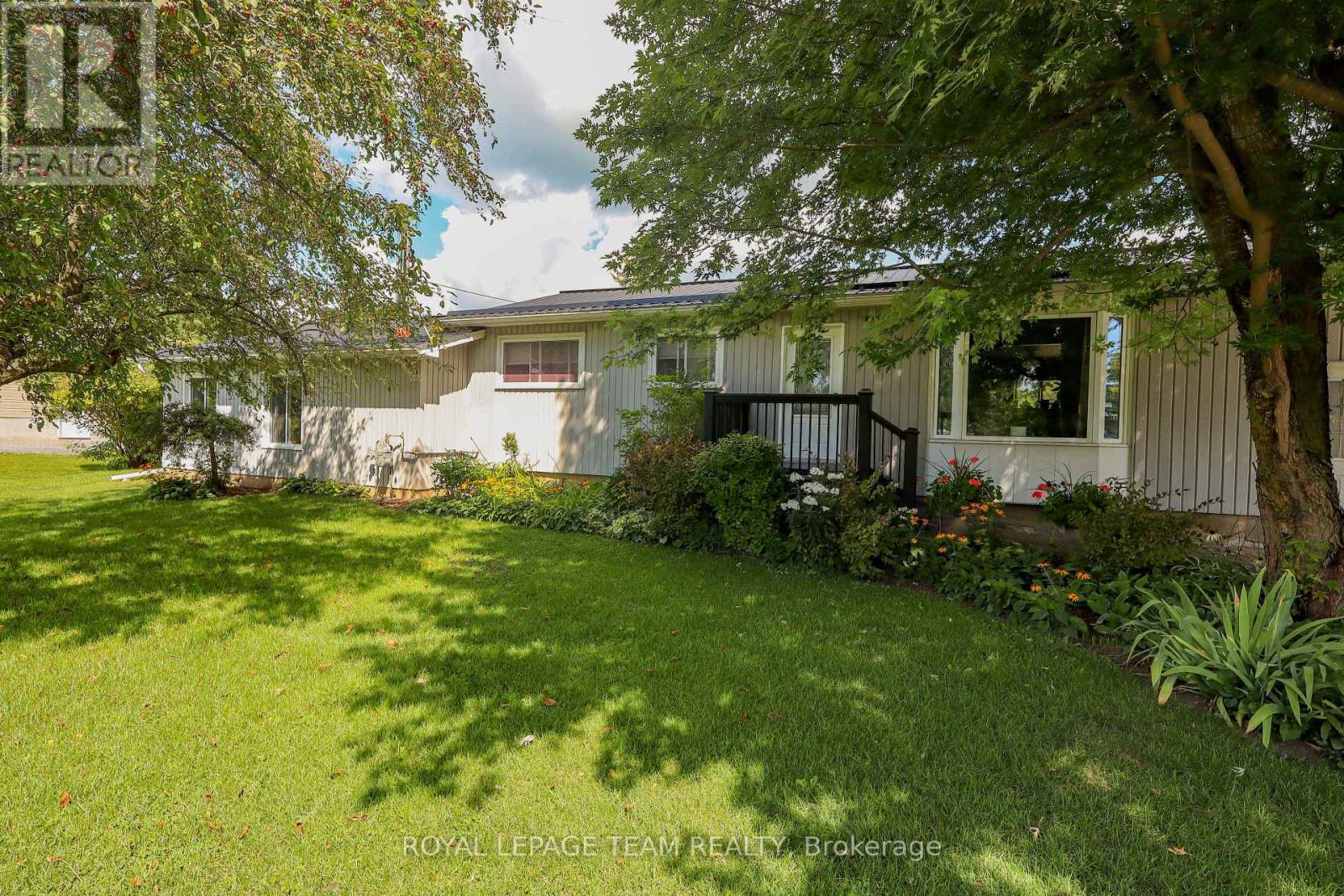 3041 BRIDGE STREET - 1