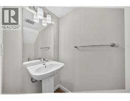 428 Cranbrook Square Se, Calgary, AB T3M3K9 Photo 16